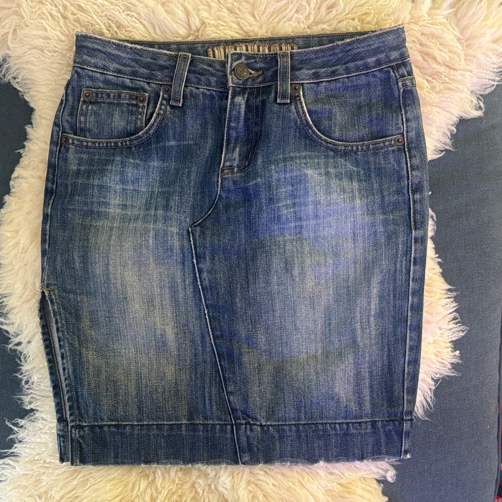 Vintage BDG Blue Denim Side Slit Skirt (Sz 26)